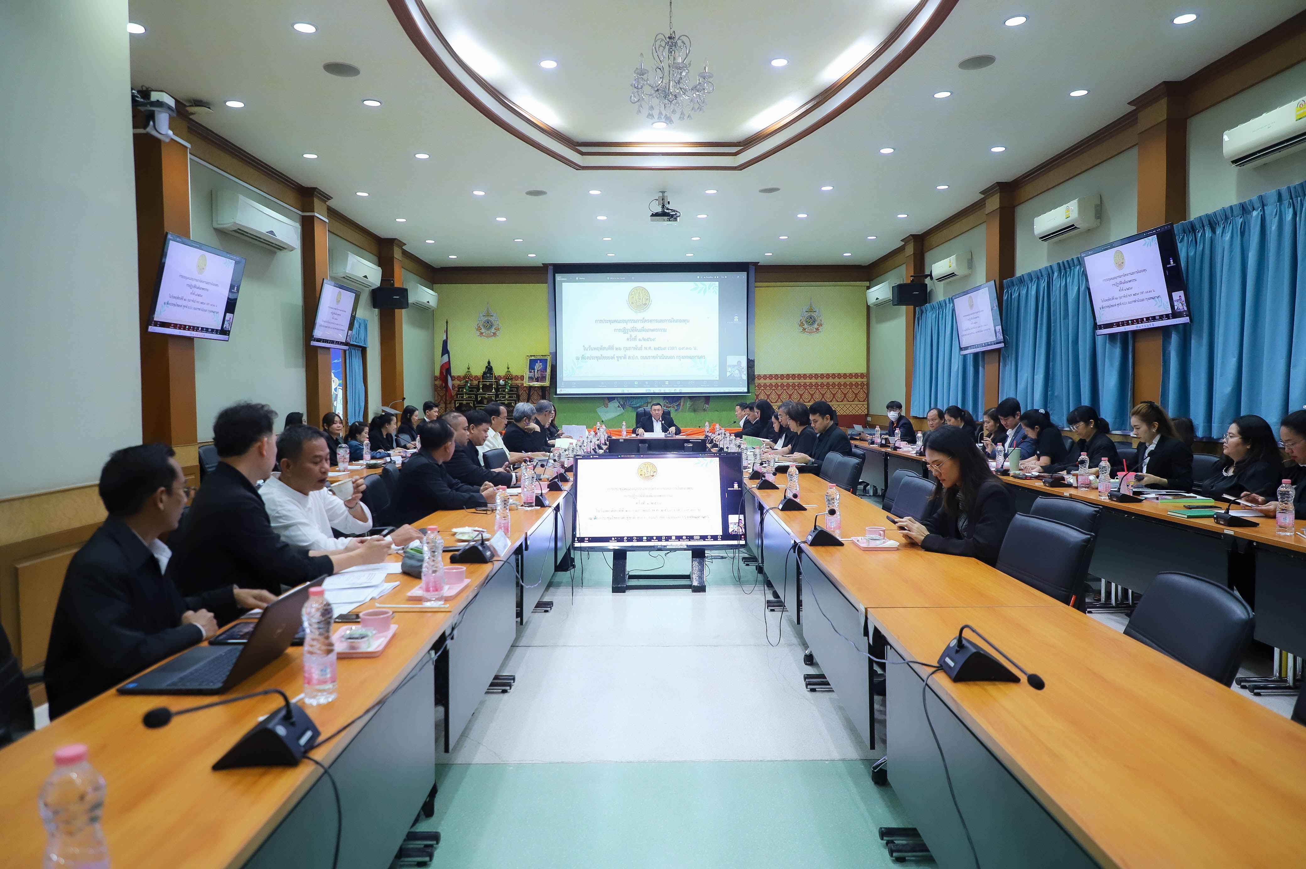 title - อกก.คง. เคาะ! ก่อสร้างสระเก็บน้ำ พัฒนาแหล่งน้ำและระบบกระจายน้ำ ไฟเขียว! หลักเกณฑ์การอนุมัติลดหรืองดเก็บดอกเบี้ย พร้อมเสนอ คปก. อนุมัติก่อสร้างระบบไฟฟ้าในแปลงที่ดิน